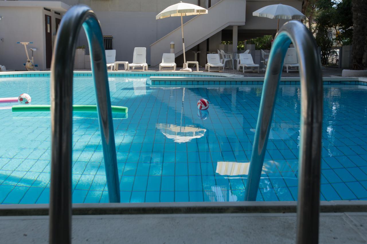 Hotel New York Cervia Exterior foto